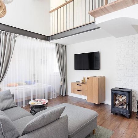 3 Bedroom Apartment 24H Self Check In, Free Parking, Ac, Fireplace VNO Exterior photo