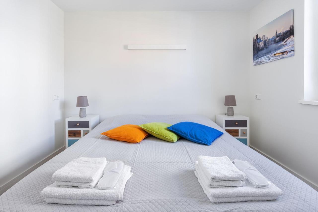 3 Bedroom Apartment 24H Self Check In, Free Parking, Ac, Fireplace VNO Exterior photo